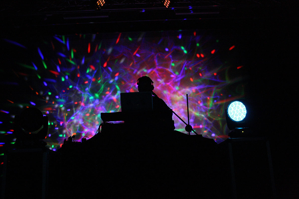 location-veranstaltungsraum-geratal-graefenroda-buergerhaus-deutscher-hof-graefenroda-grosser-saal-06