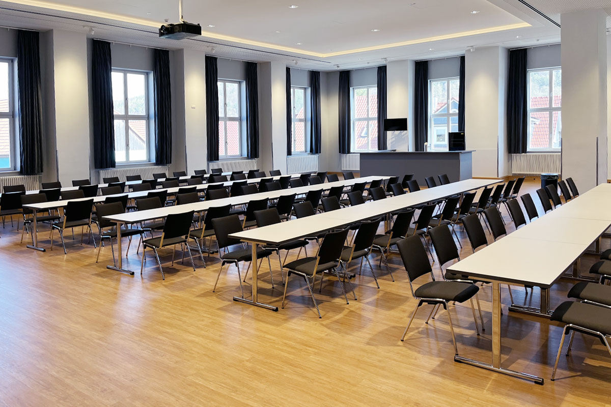 location-veranstaltungsraum-geratal-graefenroda-buergerhaus-deutscher-hof-graefenroda-grosser-saal-13