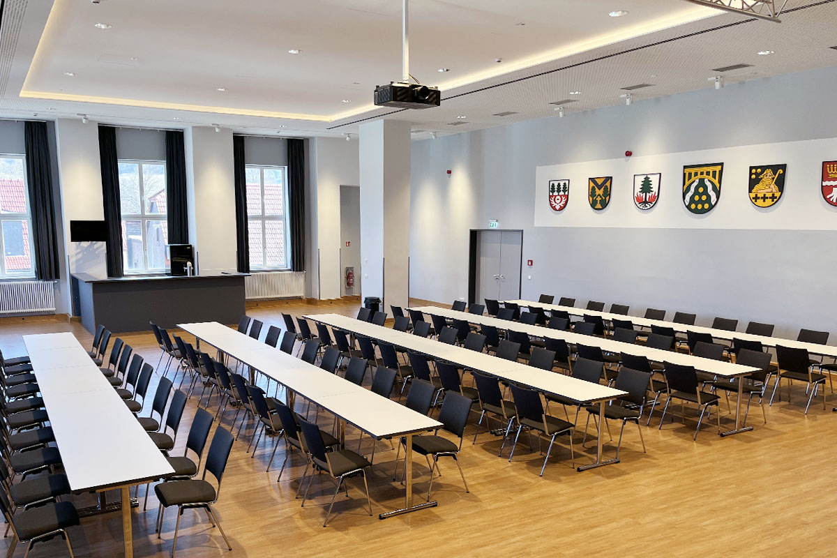 location-veranstaltungsraum-geratal-graefenroda-buergerhaus-deutscher-hof-graefenroda-grosser-saal-14