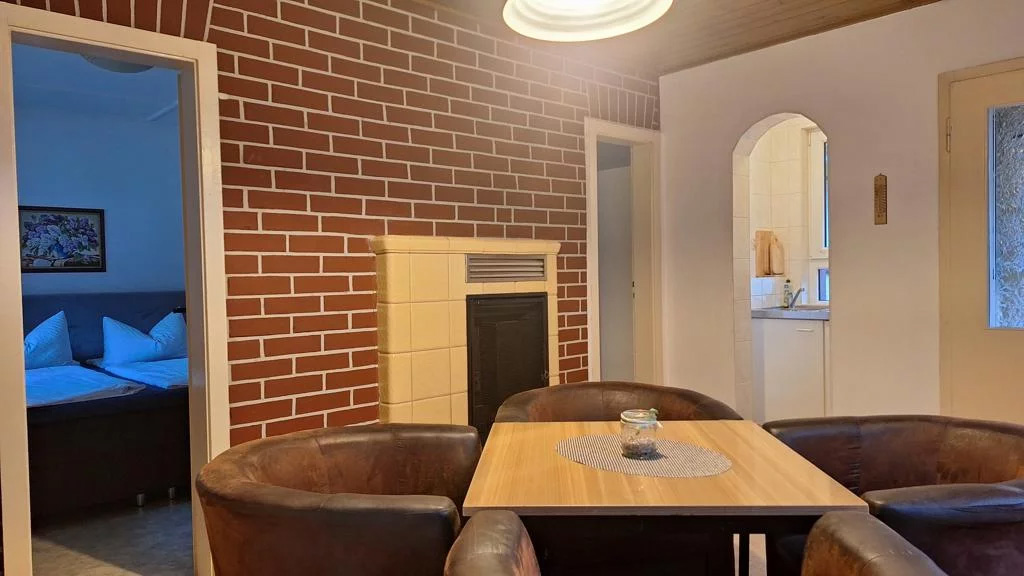 schullandheim-geratal-geraberg-ferienhaeuser_02