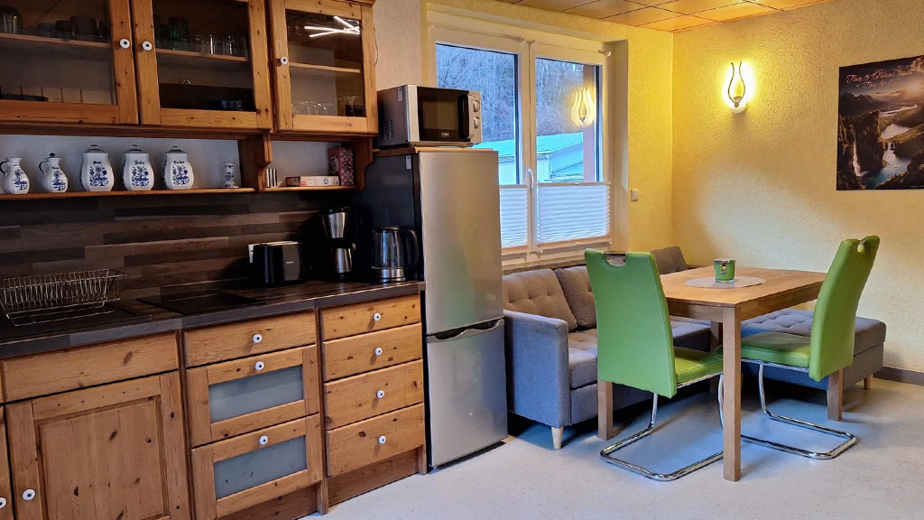 schullandheim-geratal-geraberg-ferienhaeuser_04