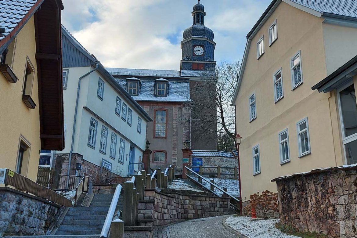 st-bartholomaeus-kirche-geraberg-gemeinde-geratal_winter_01