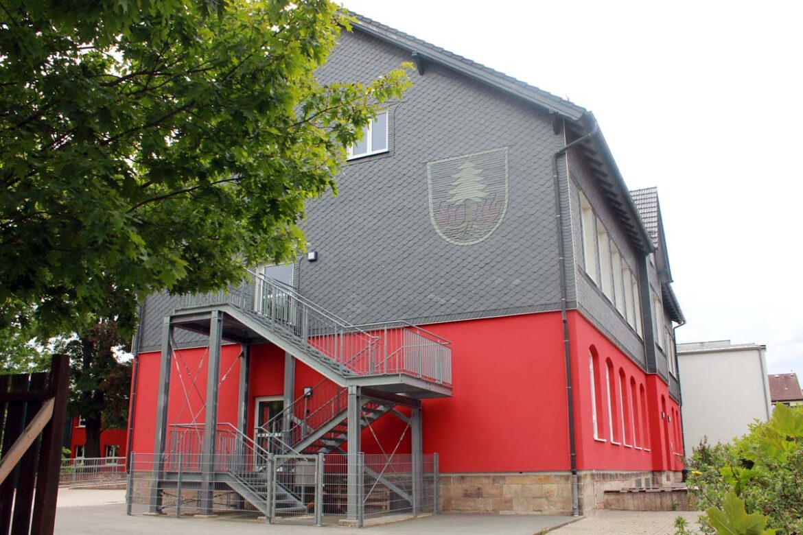 staatliche-grundschule-geschwenda_gemeinde-geratal_01