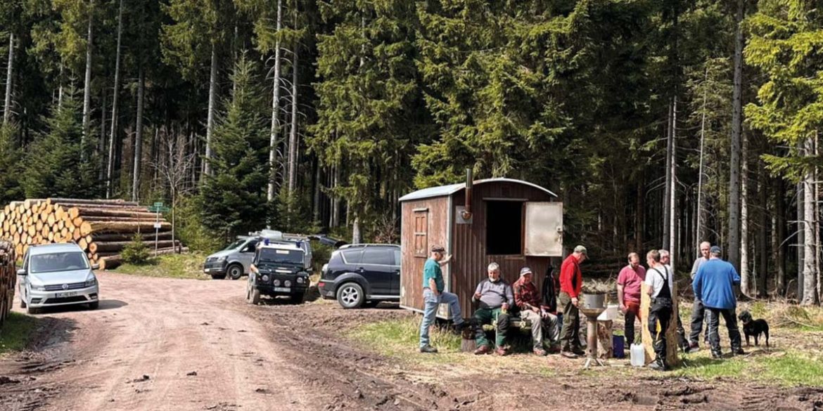 baumpflanzaktion_drk-bergwacht-graefenroda_00