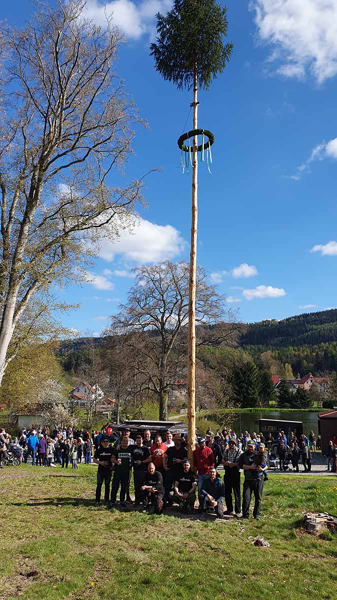 maibaumsetzen-geraberg_2023_01
