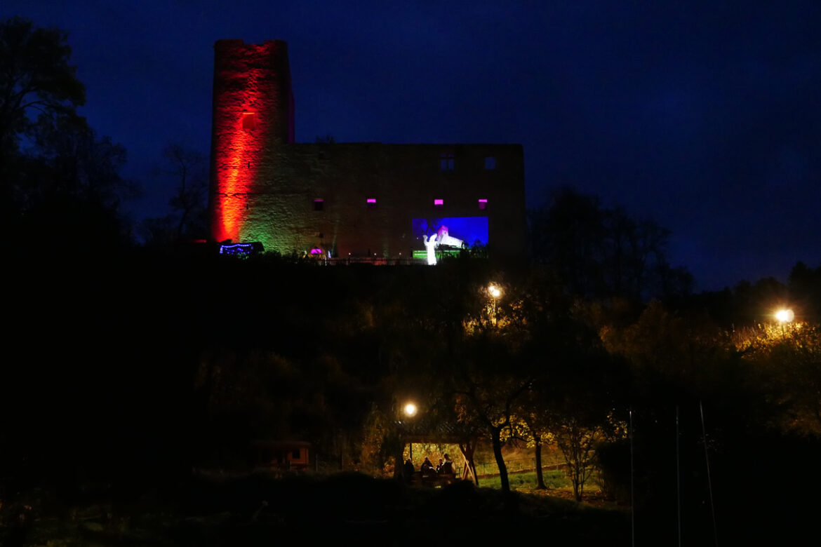 spuk-auf-der-burg_halloween-2023_gemeinde-geratal-liebenstein_00