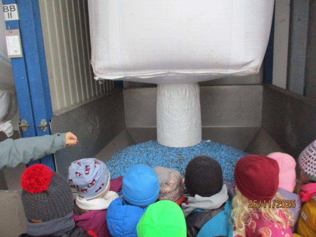 kindergarten-pfiffikus-geschwenda-zu-besuch-bei-khw_00