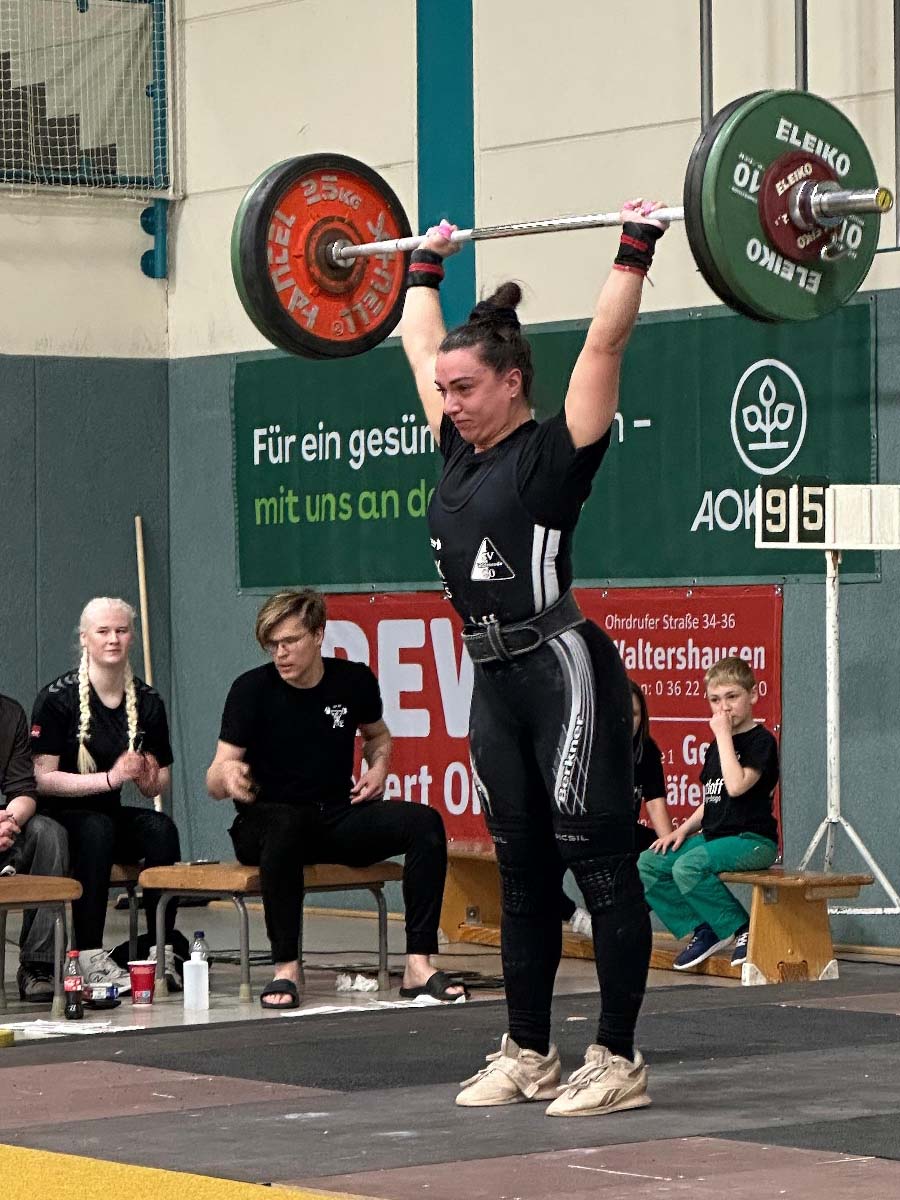 graefenrodaer-gewichtheber-Sieg-im-letzten-Heimkampf-gegen-Roding-II_03