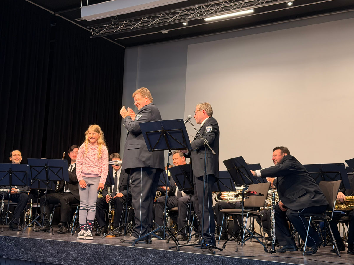 polizeiorchester-thueringen-grundschule-an-der-burglehne-graefenroda-buergerhaus-deutscher-hof_02