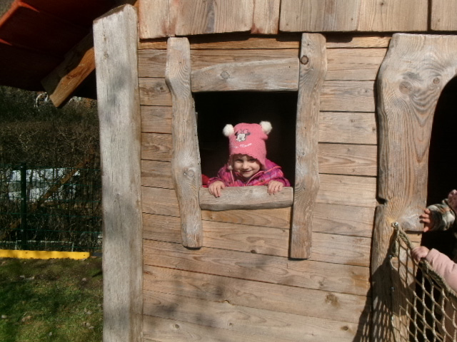 raupenholz-kindergarten-zwergenland-graefenroda-03